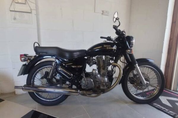 Berts - Royal Enfield Bullet 500 0